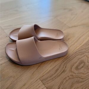 Women's Tan Slide Sandals